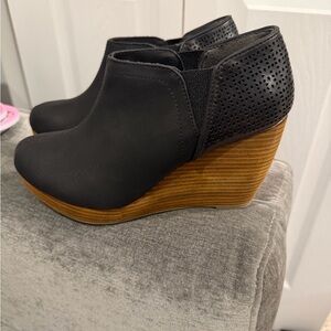 Dr. Scholls Black Wedge Ankle Boots